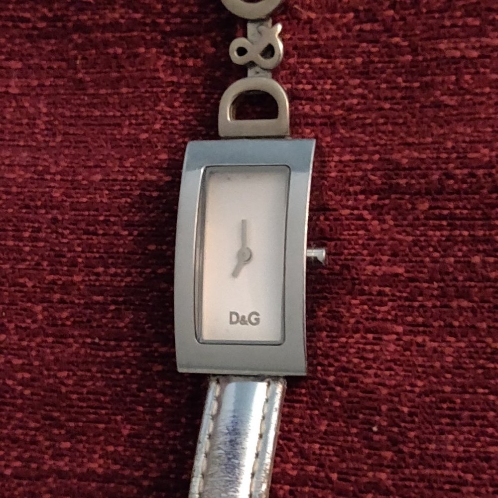 Amaze-Zing (B4) Sale!! #204 Dolce & Gabbana Watch